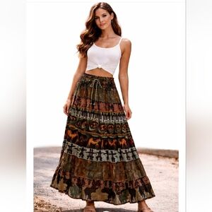 Just Class Boho Ethnic Print Maxi Skirt Size Small  Earth Tone 90s Peasant Style